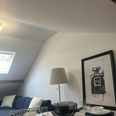 Apartment Neuf,epure Et Bien Place *